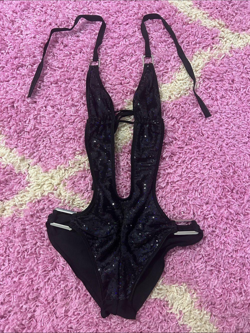 Paris Hilton carls junior costume